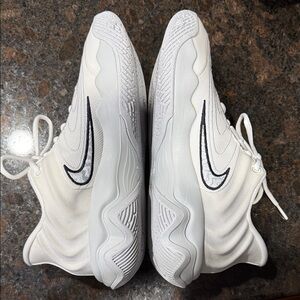 Men’s Nike Giannis Immortality 4 Basketball Shoes- NEW without box